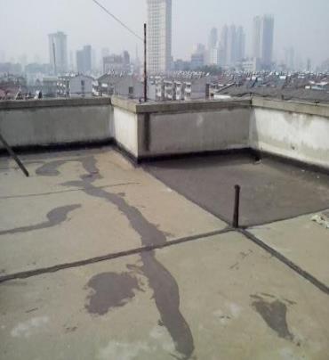 崇左漏水维修 楼顶漏水是什么原因，楼顶漏水维修方法是什么?